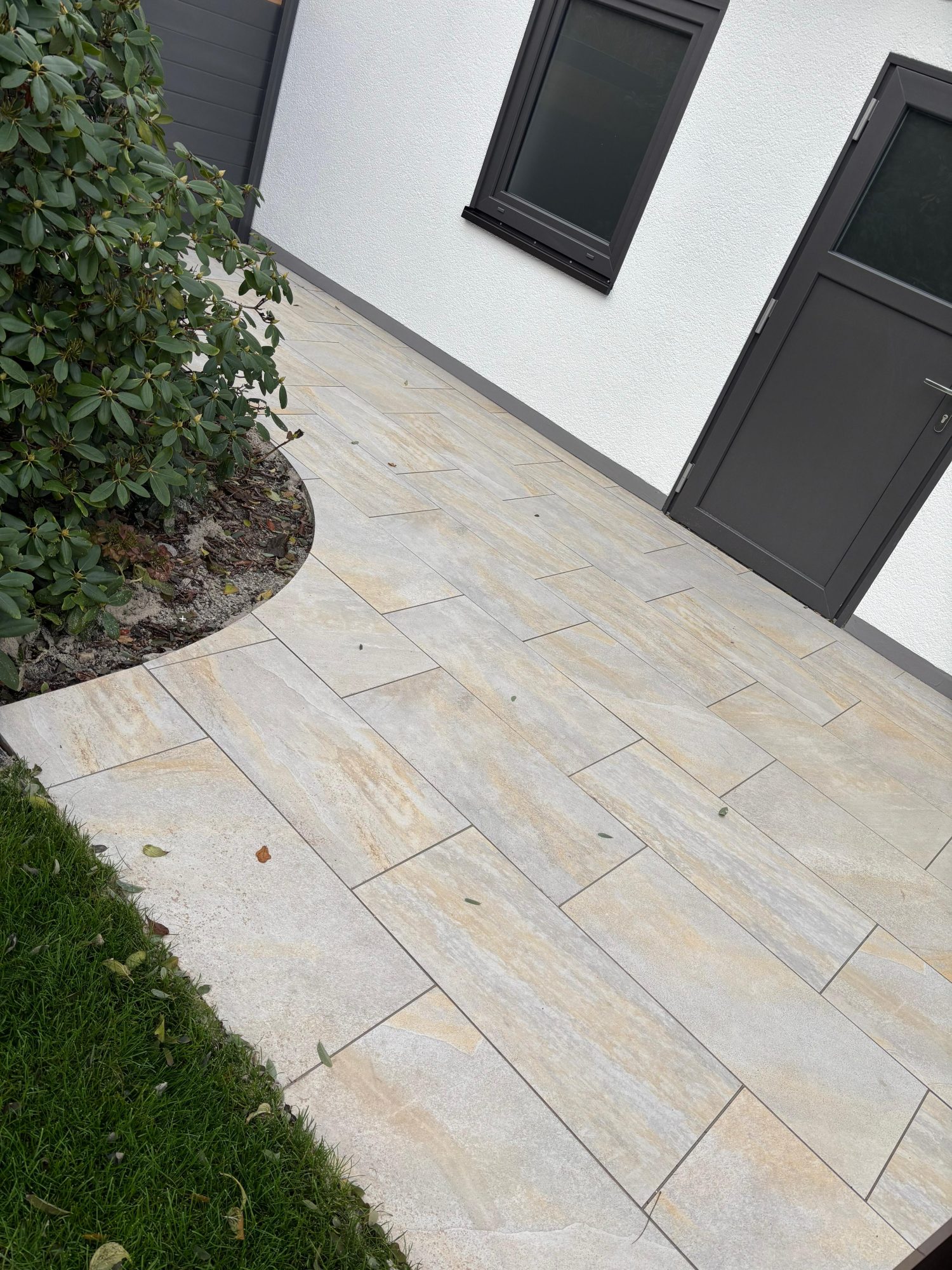 Paving project completed by Schindler Galabau Celle