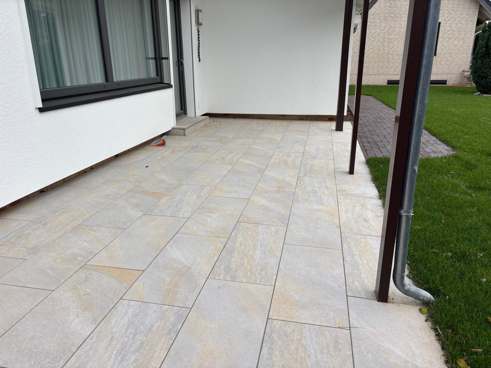 Paving project completed by Schindler Galabau Celle
